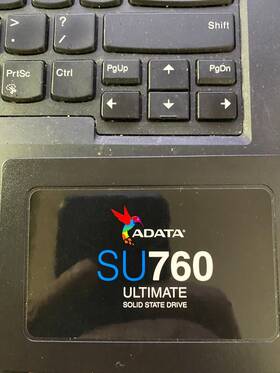 Su760ss-256gb Adata 256gb Asu760 Su760 Ultimate Ssd 2.5 3d Nand - Pre-owned