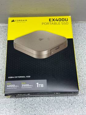 Cssd-ex400u1tb Corsair Ex400u 1tb Usb4 External Magsafe Ssd