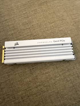 Cssd-f2000gbmp600plpw Corsair Ps5 Compatible Mp600 Pro Lpx M.2 2000 Gb Pci Express 4.0 Tlc Nand Nvm