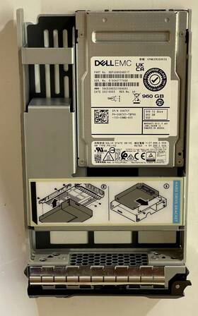 Kpm6vrug960g Dell 6n7ky 960gb Sas 12gbps Read Intensive Tlc 2.5ftft Ssd 06n7ky
