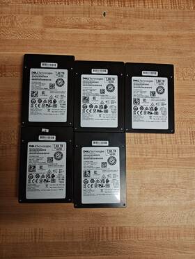 Xs7680se70095 Dell 8y4vr Emc 7.68tb Sas 12gbps Sed 2.5ftft 512e Ssd Lightly Used