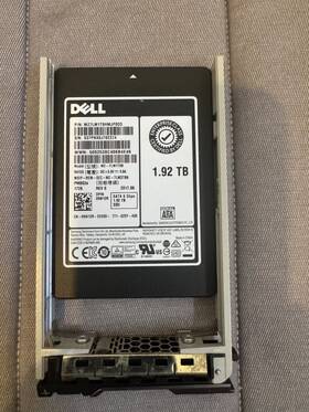 Mz-7lm1t9b Dell Mz-7km1t9b 2.5 Inch Sas 1.92tb Ssd Model
