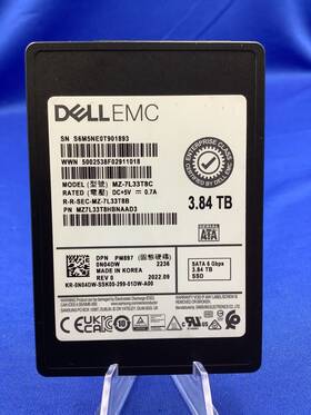Mz-7l33t8c Dell N04dw 0n04dw 3.84tb Sata 6gbps Mix Use Tlc 2.5ftft Pm897 Ssd