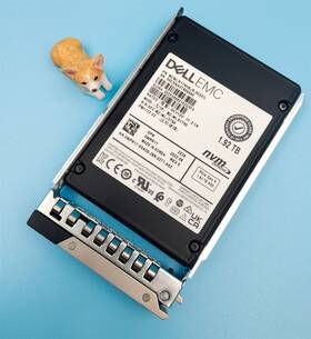 1.92tb Dell Wpr17 U.2 Nvme 2.5 Inch Enterprise Ssd With 14g Tray R640 R740