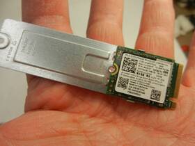 Cl4-3d256-hp Hp Gen4 Ssstc Ssd 256gb Nvme Pcie Solid State Drive - M90160-001 Cl4-3d256-hp Hp Gen4 Ssstc Ssd 256gb Nvme Pcie Solid State Drive - M90160-001