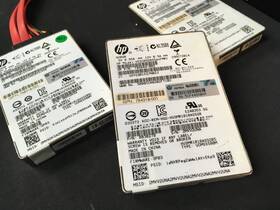 Hssc0920s5xnfmri Hp Husmr1010ass205 Lot Of 7 3 Par 920gb 2.5 Inch 12g Sas Ssd 97%