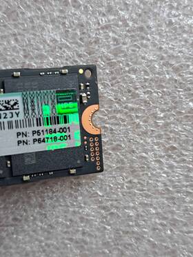 P13688-004 Hpe P40513-b21 480gb Nvme Ri M.2 22110 Mv Ssd P41538-001