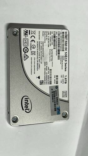 Bthc644308ja1p6pgn Intel Lk1600geymv Dc S3520 Series 1.6tb 2.5 Inch Sata Ssd S/n