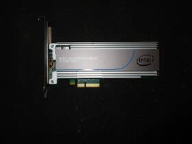 Ssdpedme016t4f Intel 1.6tb Ssd Dc P3600 Series Pcie Aic Solid State Drive