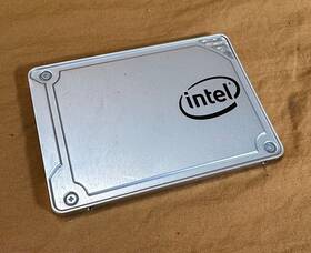 Ssdsc2kw010tb Intel Ssd 545s Series 1tb Practically New Used 1-hr