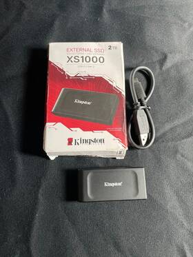 Xs1000 Kingston 740617338508 Black Usb 3.2 Generation 2 2tb External Solid State Drive