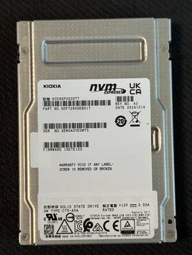 Kcd8xpug30t7 Kioxia Cd8p-r 30.72tb Nvme Solid State Drive 2.5 Inch U.2/u.3 -pcie 5.0