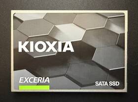 Kioxia Ltc10z960gg8 Exceria 960gb 2.5-inch Internal Sata Iii Ssd / 100% Health