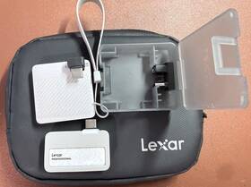 Lsl400s001t-rnsnu Lexar 1tb Professional Go Portable Ssd With Hub Supports Apple 4k