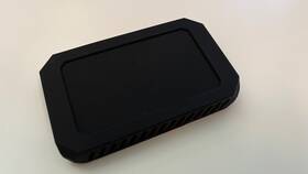 U34-8t-bk Oyen Digital U34 Bolt 8tb Thunderbolt / Usb4 Nvme Portable Ssd