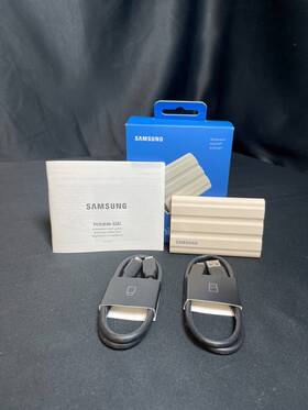 Mu-pe1t0k Samsung 887276543932 T7 Shield Beige 1tb Storage Portable Solid State Drive