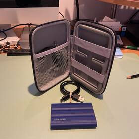 Mu-pe2tor Samsung Portable Ssd T7 Shield Usb 3.2 2tb Blue External Solid State