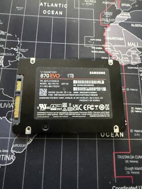 Mz-77e1t0 Samsung Mz-77e1to 870 Evo 1tb V-hand Ssd