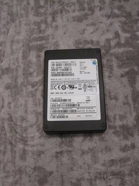 Mz-ils1t6a Samsung Mz-ils1t6n 1.6tb Sas Ssd 2.5 Inch Server Drive 12gbps X439a-r6