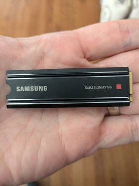 Mz-v8p1t0cw Samsung 980 Pro Ssd Heatsink 1tb Pcie Gen 4 Nvme M.2 Ps5 Compatible Mz-v8p1t0