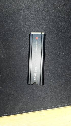 Mz-v8p2t0cw Samsung Ps5 980 Pro 1tb Nvme Internal Ssd With Heatsink