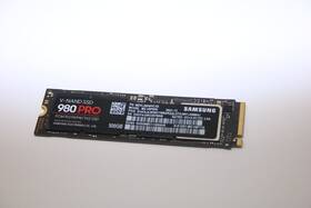 Mz-v8p500bw Samsung 980 Pro Pcle 4.0 Nvme M.2 Ssd 500gb Mz-v8p500