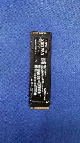 Mz-v8v1t0bw Samsung 980 1tb Nvme M.2 2280 Pcie Gen3 Internal Solid State Drive