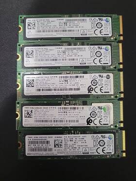 Mzvlb256hahq-000l2 Samsung Lot Of 5 - Pm9series 256gb Ssd M.2 Nvme Tested