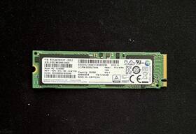 Mzvlw256hemp Samsung 000l2 256gb Ssd Hard Drive M.2 Nvme P/n -