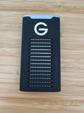 Sdps11a-004t-gbanb Sandisk Professional 4tb G-drive Ssd - Rugged Ip67 1050mb/s Portable Usb 3.2
