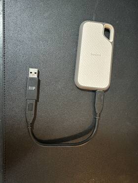 Sdssde51-1t00-aw25 Sandisk Portable Extreme Ssd 1tb Usb-c
