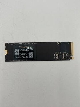 Wds400t4x0e Sandisk Wd Black M.2 2280 4tb Pci Express 4.0 X4 Nand Ssd - Great Shape