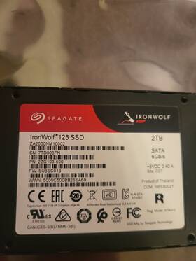Za2000nm10002 Seagate Ironwolf 125 2tb 2.5 Inch Sata Iii Internal Nas Ssd