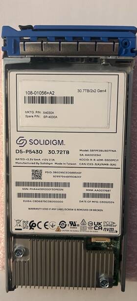 Sbfpf2bu307tna Solidigm Sbfpfabu307t D5 -p5430 30.72tb/2x2 Gen4