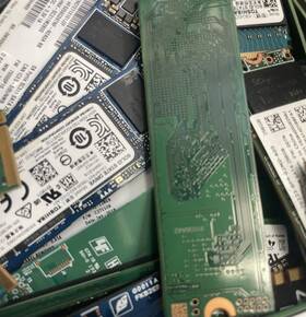 G0011ea Toshiba 128gb M.2 Sata Ssds Lot Of 100