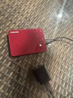Mq04ubf100 Toshiba Red 2.5 Inch Usb 3.0 Sata 3.2 External Ssd Solid State Drive