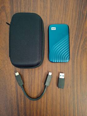 Wdbagfoo20bbl Wd My Passport 2tb Portable External Ssd With Hard Case Tested 100% Good Health