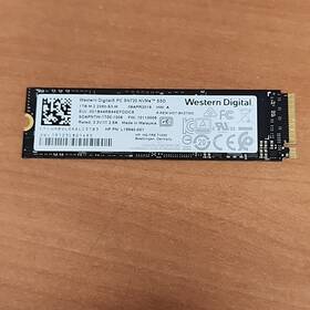 Sdapntw-1t00-1006 Western Digital Sn720 White M.2 2280 1tb Nvme Gen 3.0 Ssd